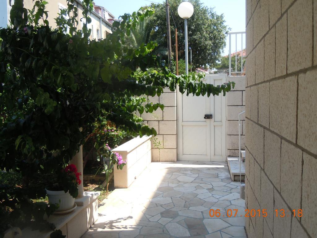 Central Apartment Дубровник Номер фото
